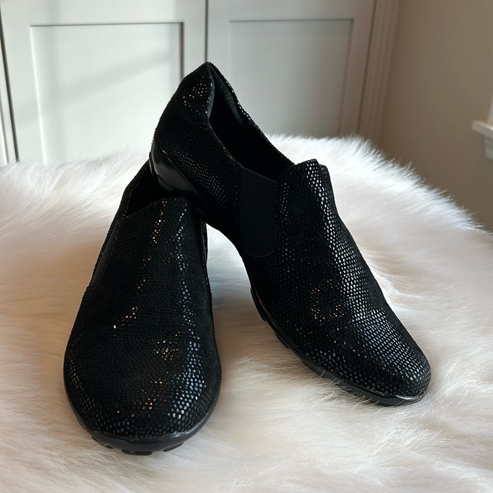 EUC Vaneli Black Suede Slip On Shoes, 9 1/2 M